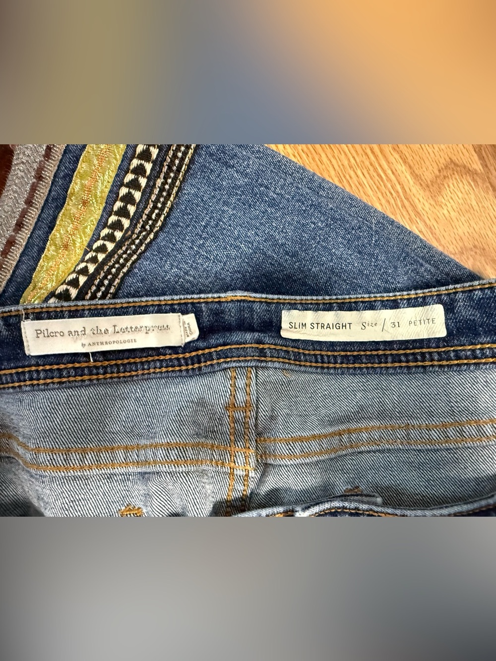 Pilcro & Letterpress Cropped Jeans Multicolor Embroidered Cuffs size 31P - Picture 7 of 11